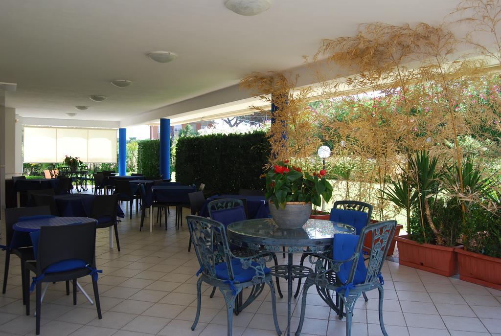 Telma Hotel Terracina Exterior foto